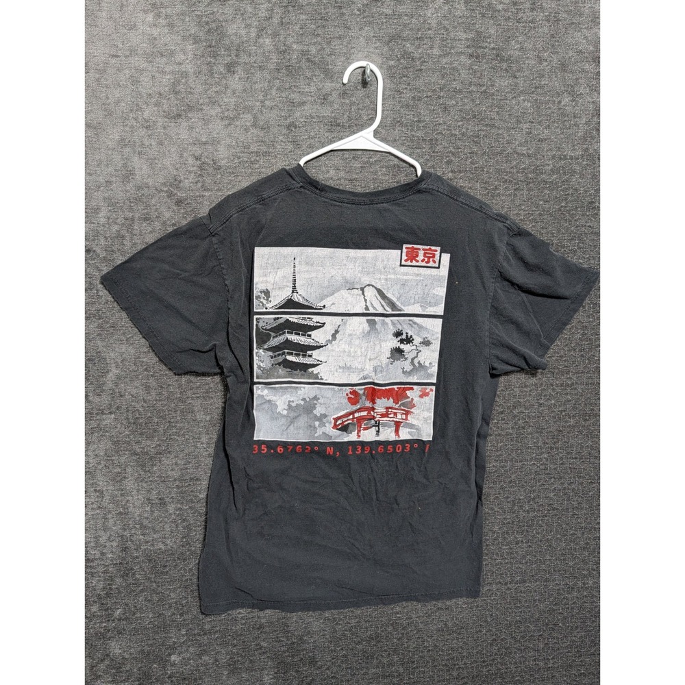 Bowery Supply Co Mens Tokyo Mount Fuji Pagoda Graphic T-Shirt Black Size M